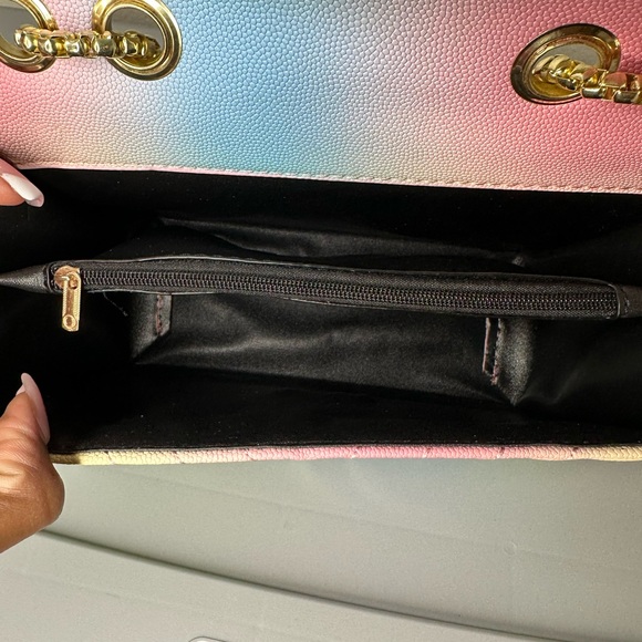 Pastel Colored Purse - Picture 4 of 6
